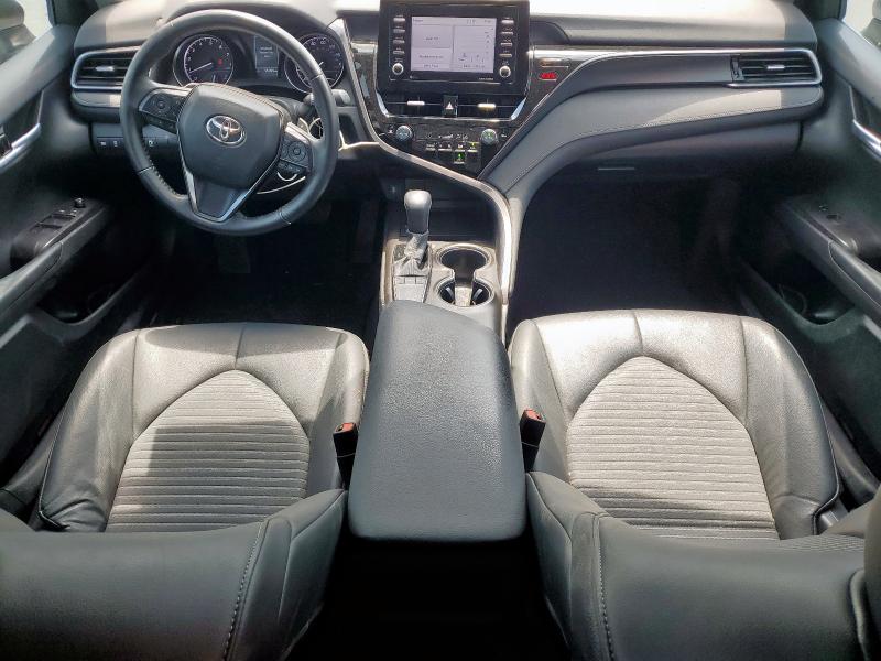 4T1G11AK0PU818215 - 2023 TOYOTA CAMRY SE NIGHT SHADE WHITE photo 8