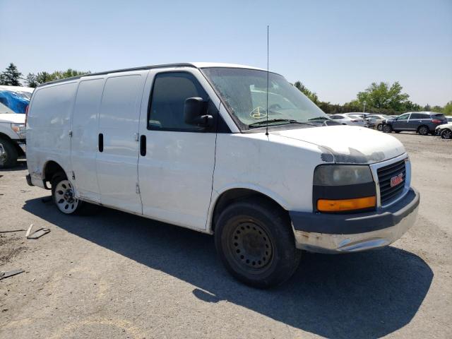 1GTUGAD40A1109263 - 2010 GMC SAVANA G1500 WHITE photo 4