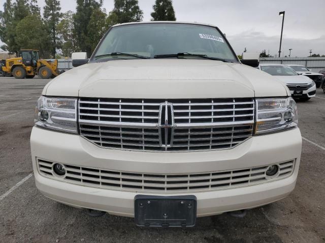 5LMFU27548LJ00875 - 2008 LINCOLN NAVIGATOR WHITE photo 5