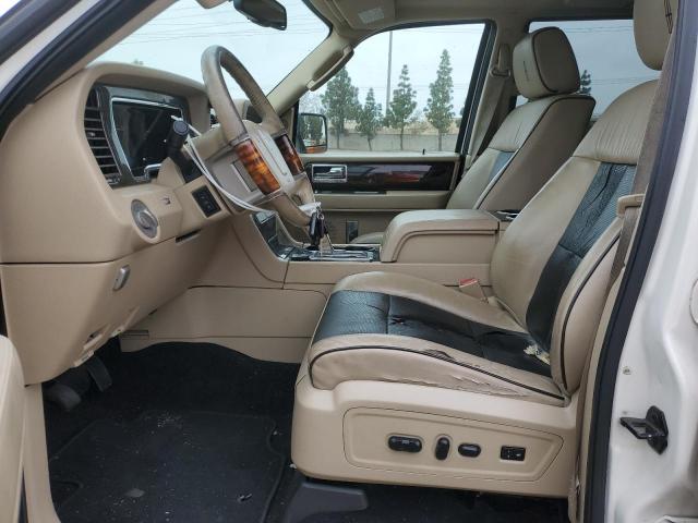 5LMFU27548LJ00875 - 2008 LINCOLN NAVIGATOR WHITE photo 7