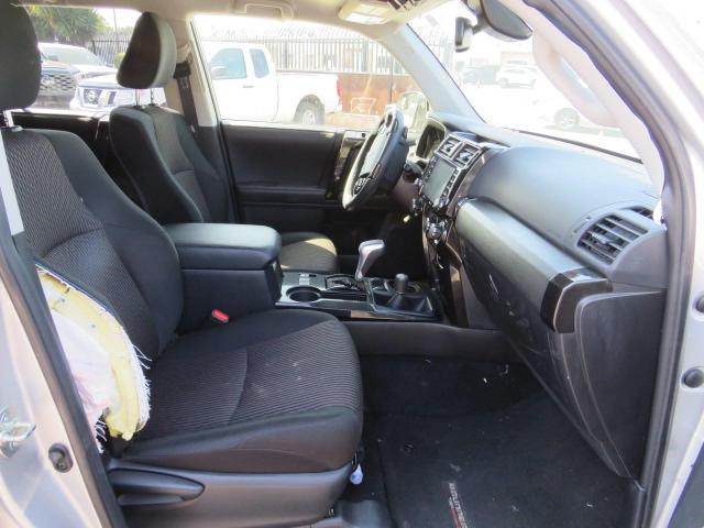 JTEPU5JR2N5995884 - 2022 TOYOTA 4RUNNER SR5/SR5 PREMIUM 银色 照片 5