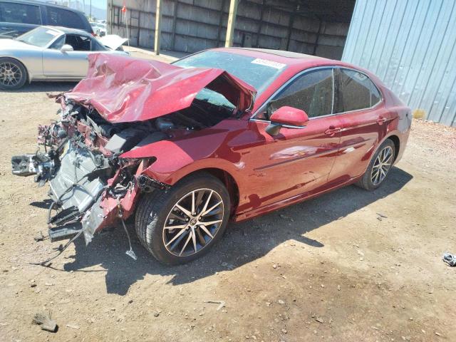 4T1F31AK4NU585636 - 2022 TOYOTA CAMRY XLE RED photo 1