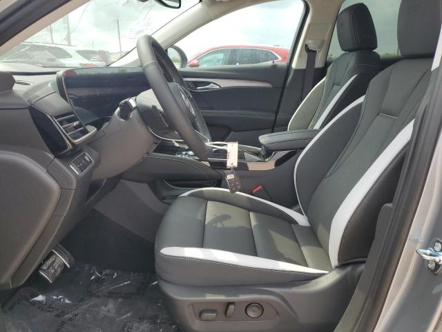 LRBFZPE49RD054342 - 2024 BUICK ENVISION ESSENCE رمادي صورة 7