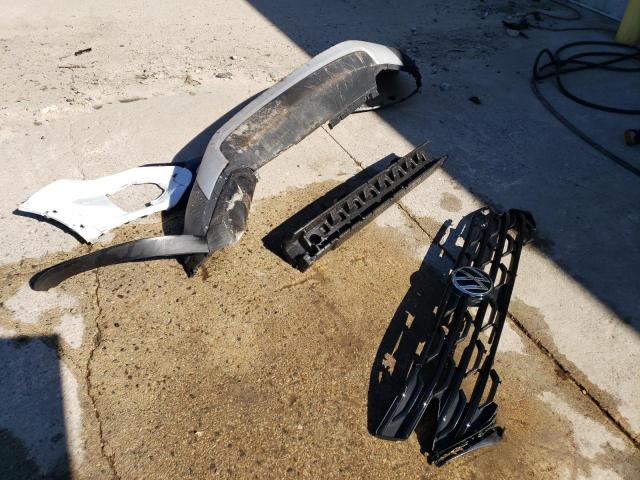 1V2KE2CAXRC235204 - 2024 VOLKSWAGEN ATLAS CROS SE Белый фото 12