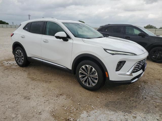 LRBFZKE47SD018450 - 2025 BUICK ENVISION PREFERRED WHITE photo 4