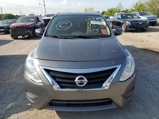 3N1CN7AP4KL827432 - 2019 NISSAN VERSA S GRAY photo 5