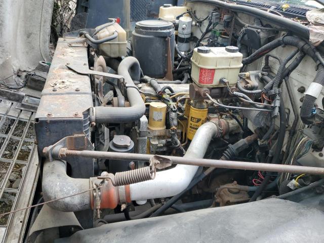 1GDJ7H1C7YJ526067 - 2000 GMC C-SERIES C7H042 WHITE photo 7