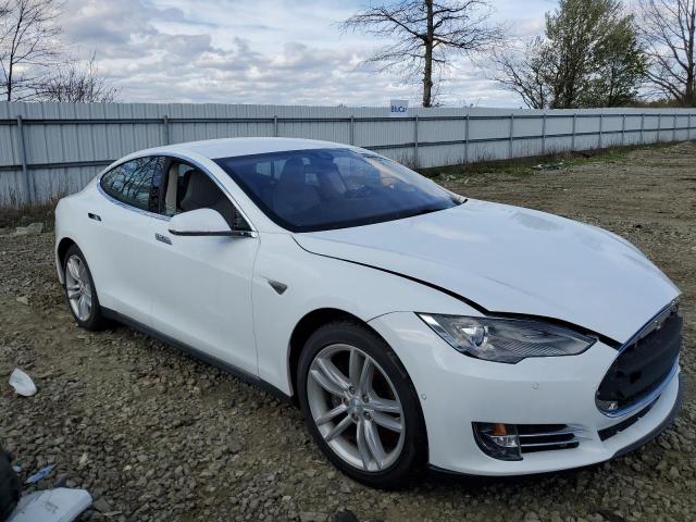 5YJSA1H1XEFP55657 - 2014 TESLA MODEL S WHITE photo 4