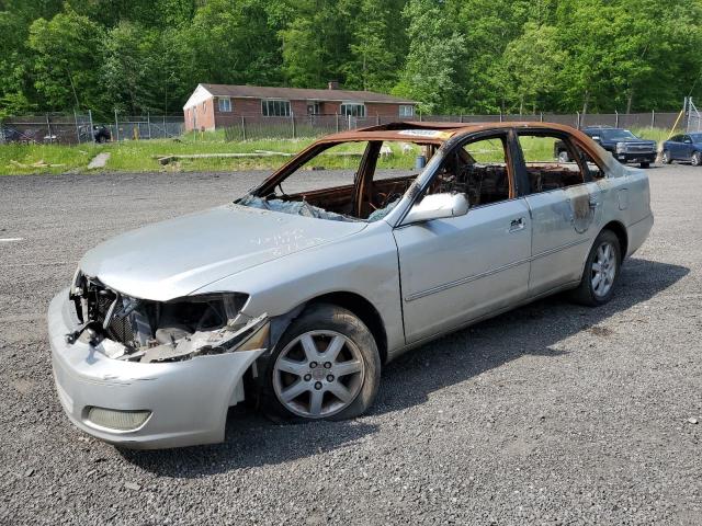 2002 TOYOTA AVALON XL, 