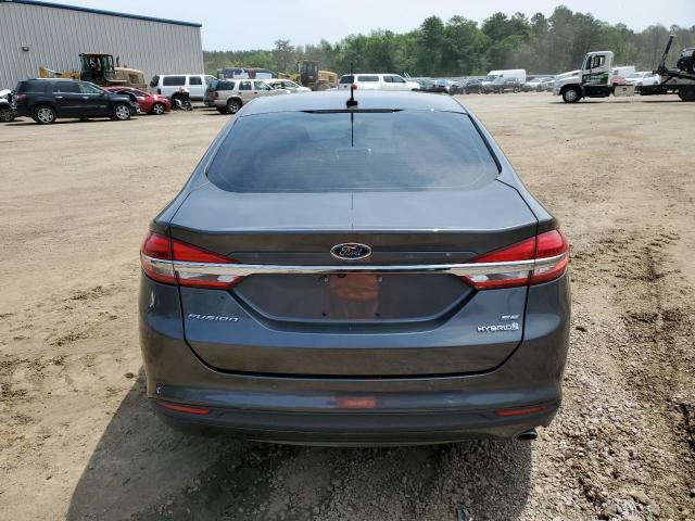 3FA6P0LUXJR220273 - 2018 FORD FUSION SE HYBRID GRAY photo 6