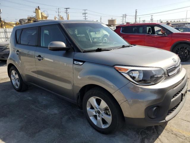 KNDJN2A28H7489140 - 2017 KIA SOUL GRAY photo 4