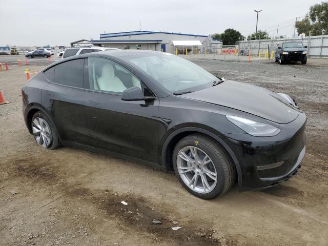 7SAYGDEE9RA237496 - 2024 TESLA MODEL Y BLACK photo 4