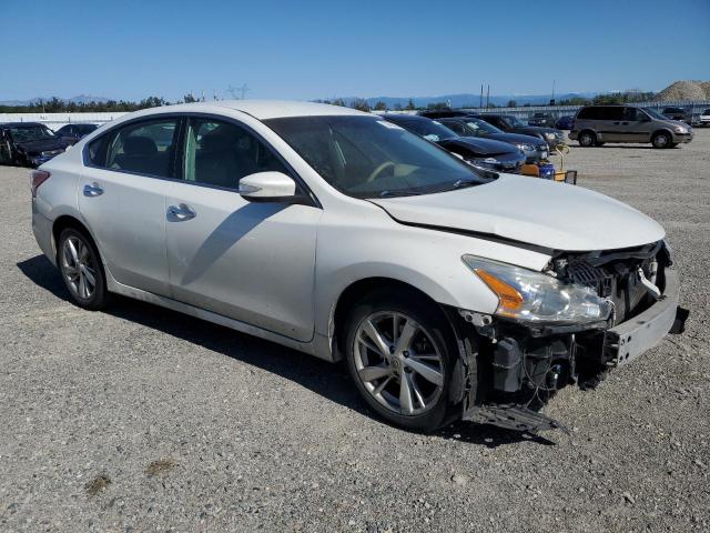 1N4AL3AP7DC238351 - 2013 NISSAN ALTIMA 2.5 WHITE photo 4