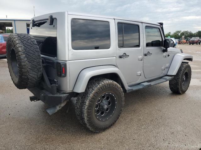 1C4HJWEG5EL104627 - 2014 JEEP WRANGLER U SAHARA GRAY photo 3