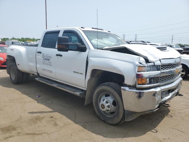 1GC4KVCYXKF104005 - 2019 CHEVROLET SILVERADO K3500 WHITE photo 4
