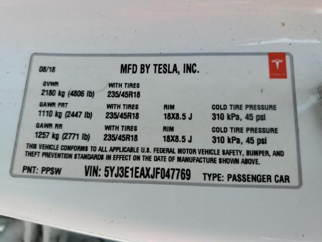 5YJ3E1EAXJF047769 - 2018 TESLA MODEL 3 WHITE photo 12