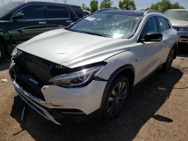 SJKCH5CR7JA052876 - 2018 INFINITI QX30 BASE WHITE photo 1