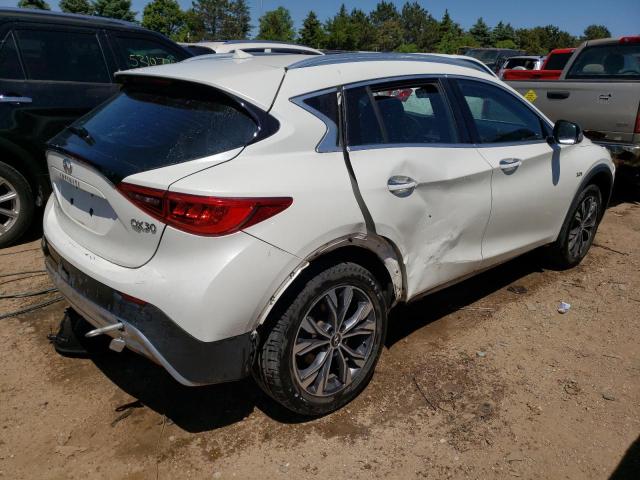 SJKCH5CR7JA052876 - 2018 INFINITI QX30 BASE WHITE photo 3