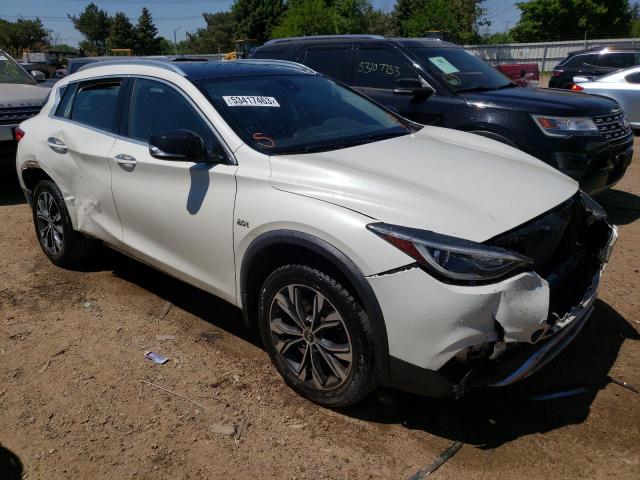 SJKCH5CR7JA052876 - 2018 INFINITI QX30 BASE WHITE photo 4
