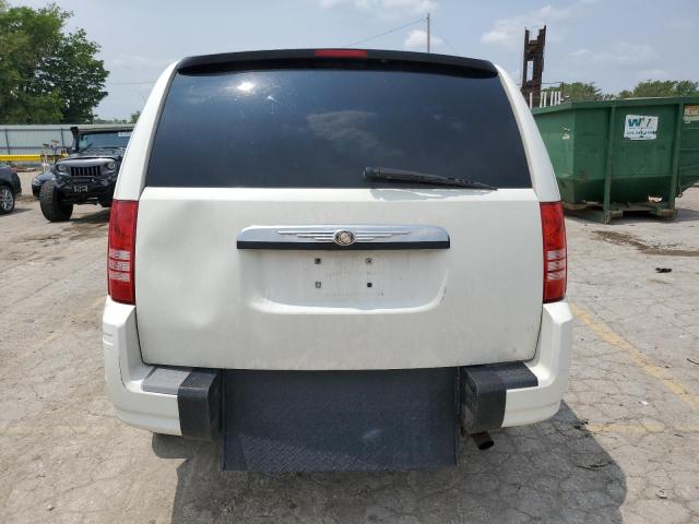 2A8HR44H88R618631 - 2008 CHRYSLER TOWN & COU LX WHITE photo 6