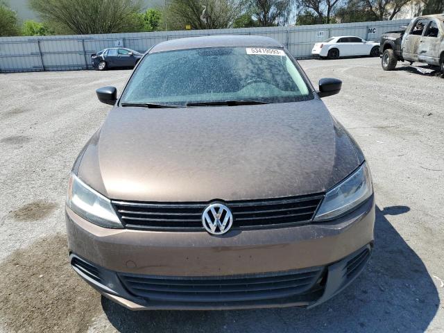 3VW2K7AJ6EM257135 - 2014 VOLKSWAGEN JETTA BASE 棕色 照片 5