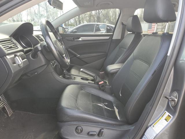 1VWDT7A33HC065989 - 2017 VOLKSWAGEN PASSAT R-LINE ნაცრისფერი ფოტო 7