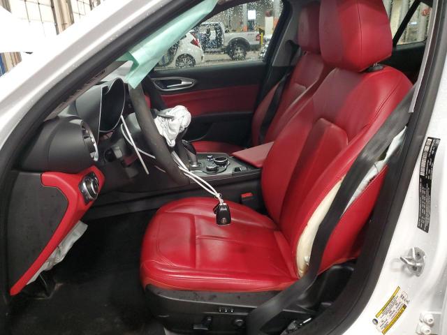 ZARFAEDN5J7577034 - 2018 ALFA ROMEO GIULIA Q4 白色 照片 7