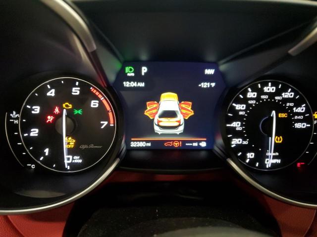 ZARFAEDN5J7577034 - 2018 ALFA ROMEO GIULIA Q4 白色 照片 9