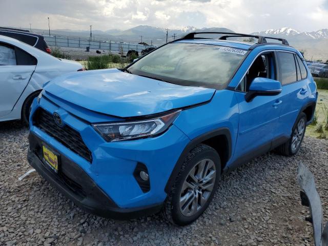 2T3A1RFVXKW071813 - 2019 TOYOTA RAV4 XLE PREMIUM BLUE photo 1