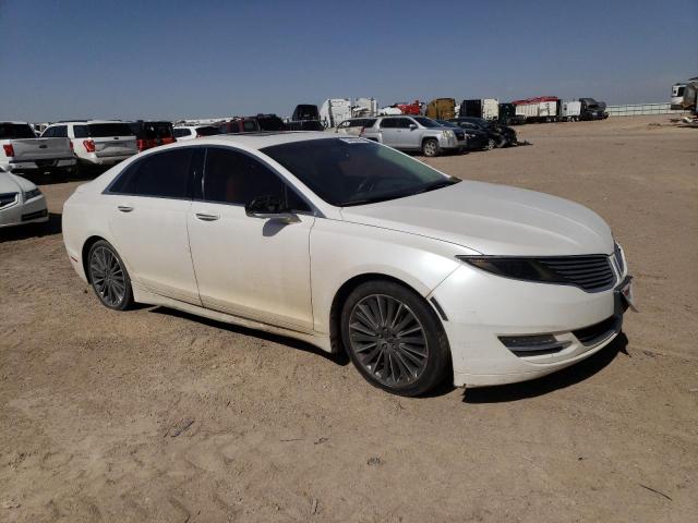 3LN6L2G99DR827871 - 2013 LINCOLN MKZ WHITE photo 4