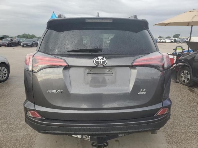 JTMBFREV1JJ720001 - 2018 TOYOTA RAV4 LE GRAY photo 6