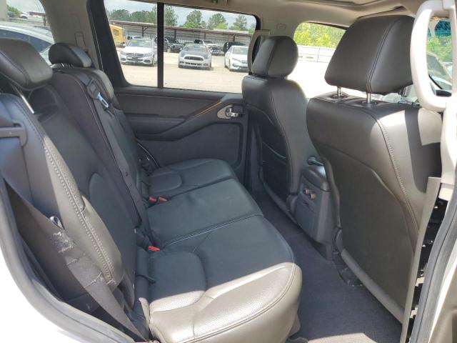 5N1AR18U26C676816 - 2006 NISSAN PATHFINDER LE 白色 照片 10