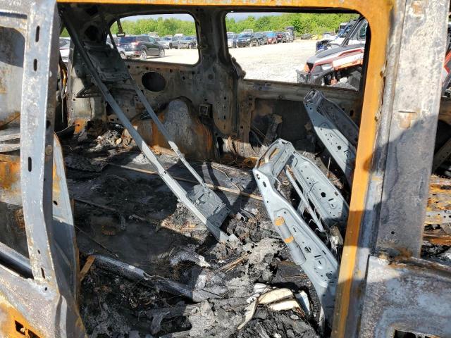 2A4RR8DG5BR680015 - 2011 CHRYSLER TOWN & COU TOURING L BURN photo 10