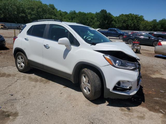 KL7CJLSB2KB935843 - 2019 CHEVROLET TRAX 1LT WHITE photo 4