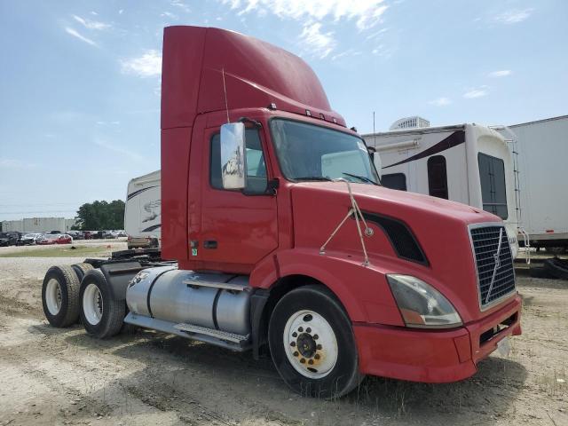 2014 VOLVO VN VNL, 