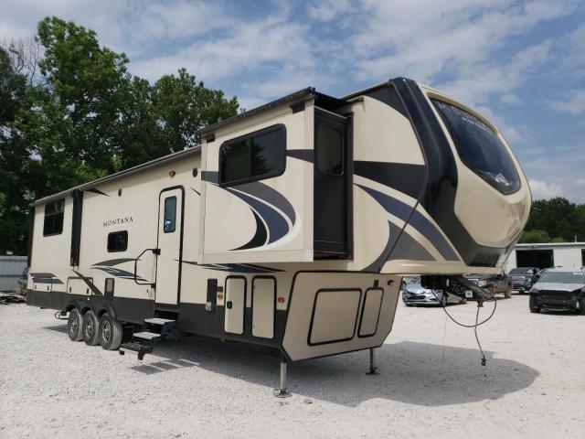 4YDF3813XKA740965 - 2019 KEYSTONE MONTANA TWO TONE photo 1