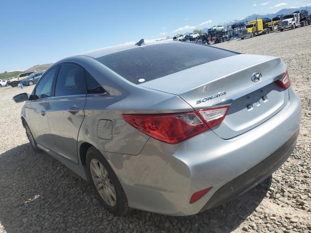 5NPEB4AC4EH816977 - 2014 HYUNDAI SONATA GLS SILVER photo 2