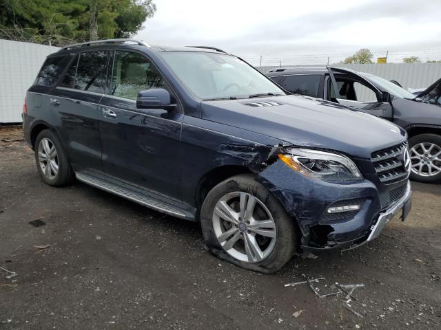 4JGDA5HB4EA339312 - 2014 MERCEDES-BENZ ML 350 4MATIC BLUE photo 4