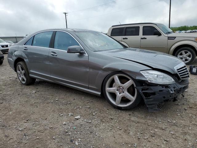 WDDNG7DB7DA531241 - 2013 MERCEDES-BENZ S 550 SILVER photo 4