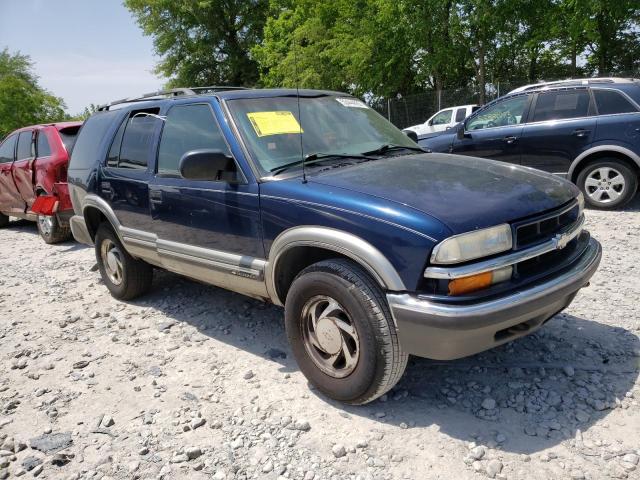 1GNDT13W9Y2164417 - 2000 CHEVROLET BLAZER BLUE photo 4