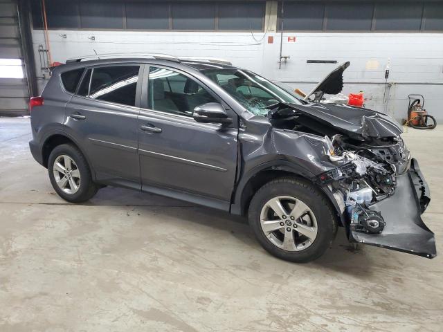 2T3RFREV4FW308095 - 2015 TOYOTA RAV4 XLE ნაცრისფერი ფოტო 4