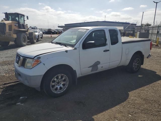 1N6BD06T95C460288 - 2005 NISSAN FRONTIER KING CAB XE WHITE photo 1