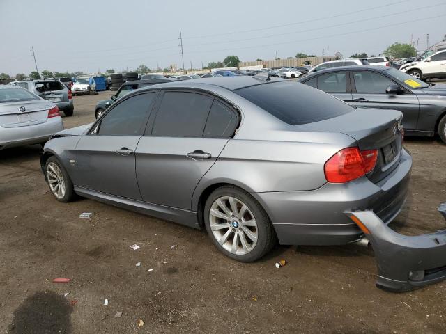 WBAPK5G54BNN32023 - 2011 BMW 328 XI SULEV GRAY photo 2