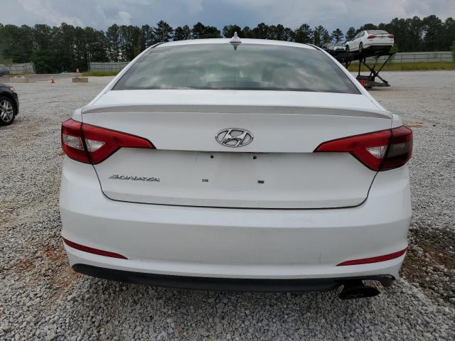 5NPE24AF5HH537875 - 2017 HYUNDAI SONATA SE WHITE photo 6