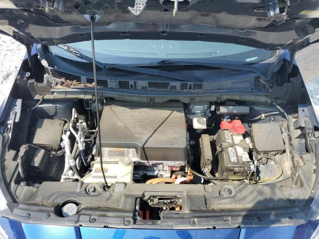 1N4AZ1CPXJC306475 - 2018 NISSAN LEAF S BLUE photo 11