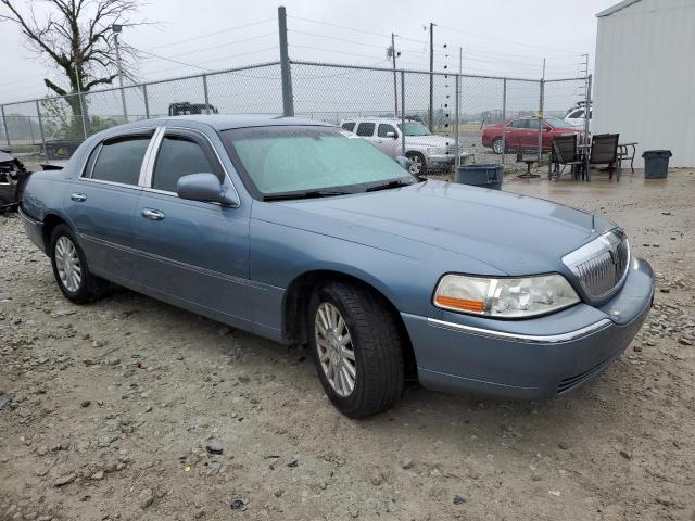 1LNHM81W84Y686994 - 2004 LINCOLN TOWN CAR EXECUTIVE BLUE photo 4