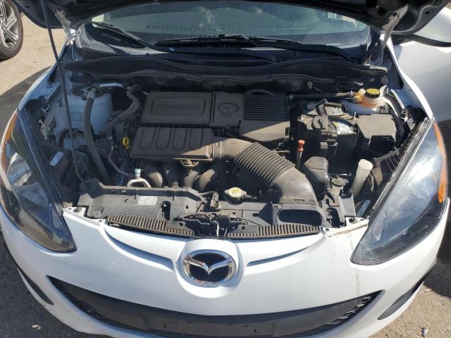 JM1DE1KY8E0173378 - 2014 MAZDA MAZDA2 SPORT WHITE photo 11