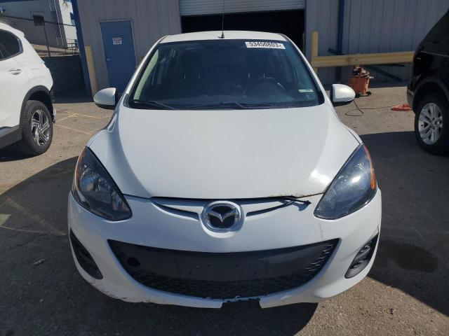 JM1DE1KY8E0173378 - 2014 MAZDA MAZDA2 SPORT WHITE photo 5