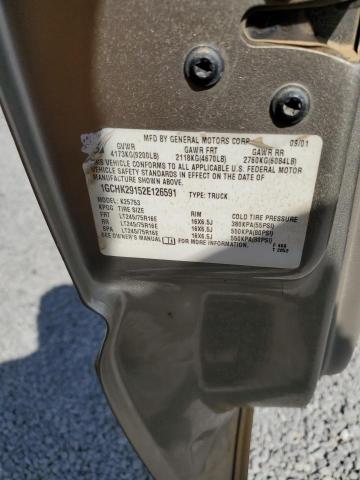 1GCHK29152E126591 - 2002 CHEVROLET SILVERADO K2500 HEAVY DUTY TAN photo 12
