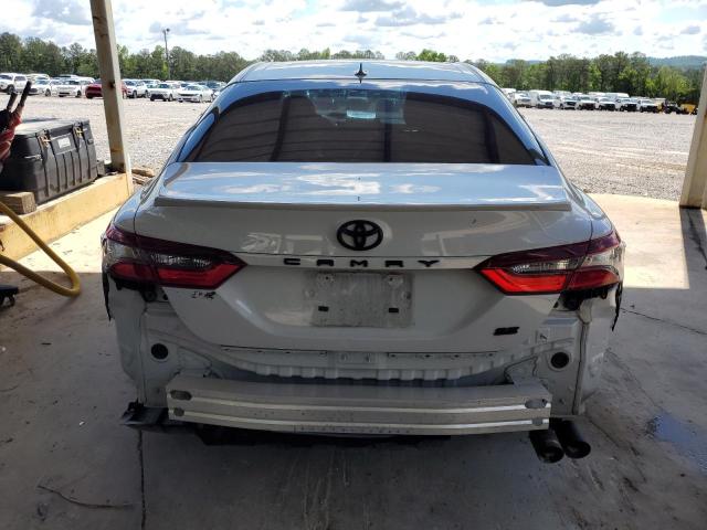 4T1G11AK7PU155550 - 2023 TOYOTA CAMRY SE NIGHT SHADE WHITE photo 6